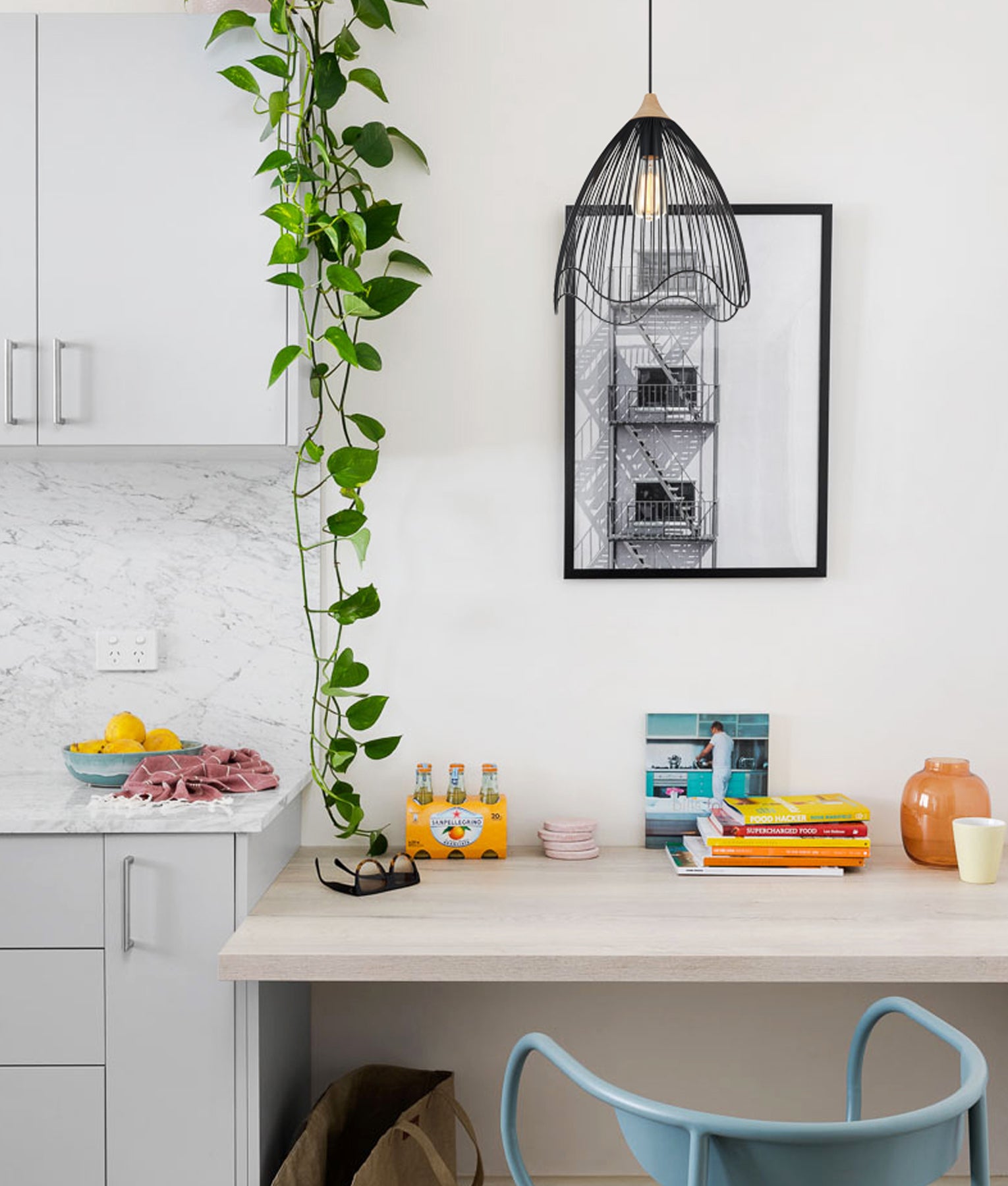 SPIAGGIA: Wavy Edge Pendant Lights