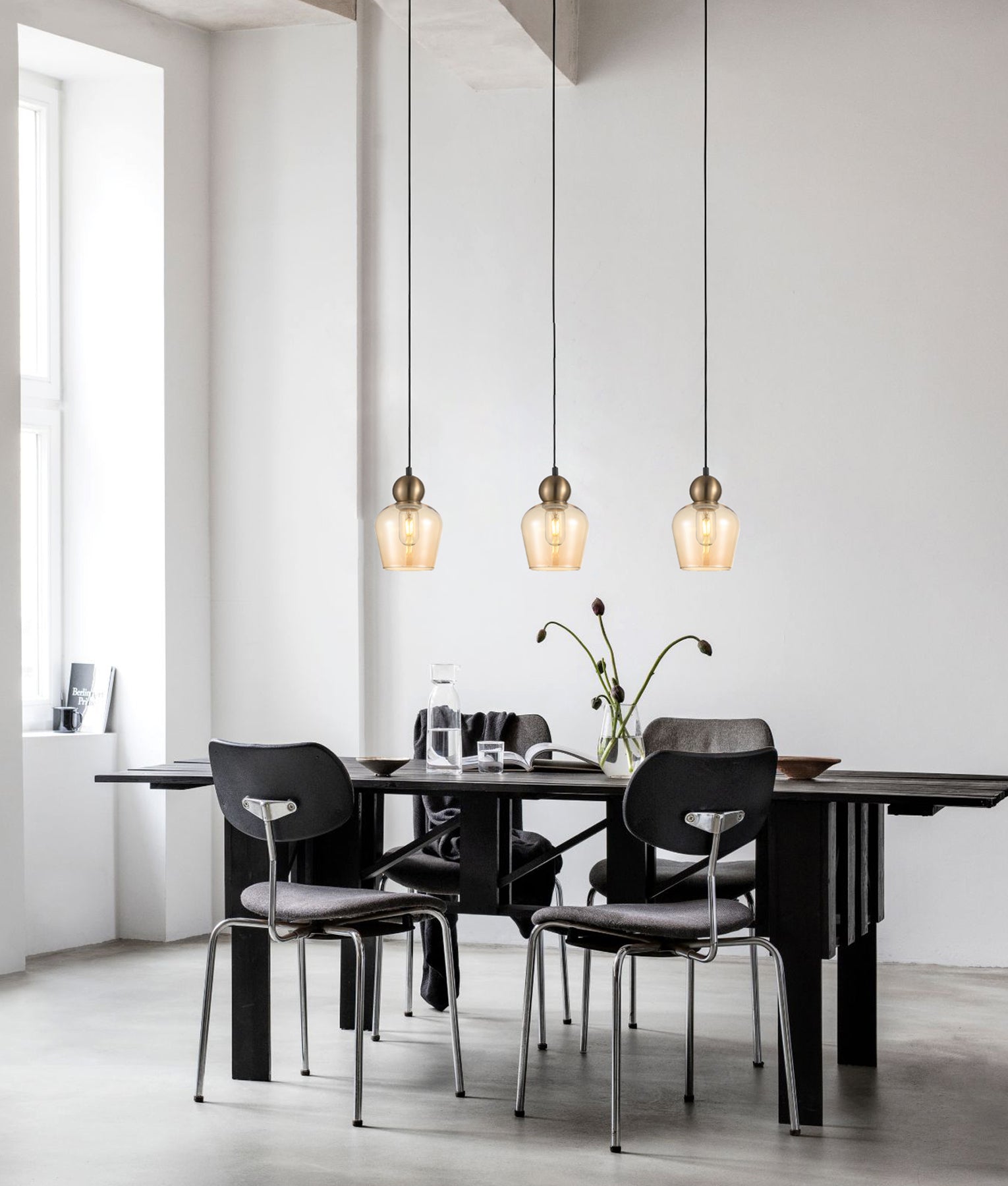 CHAMPAN Pendant Lights (Three Lights, Bar Base)