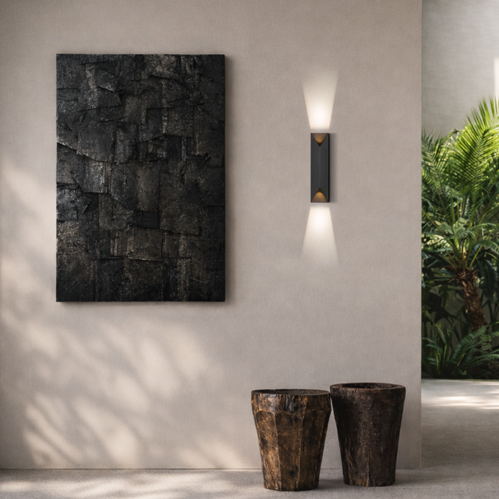 CHASKA WALL LIGHT