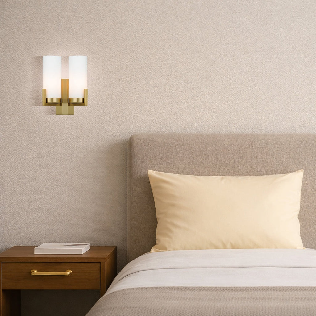 EAMON WALL LIGHT