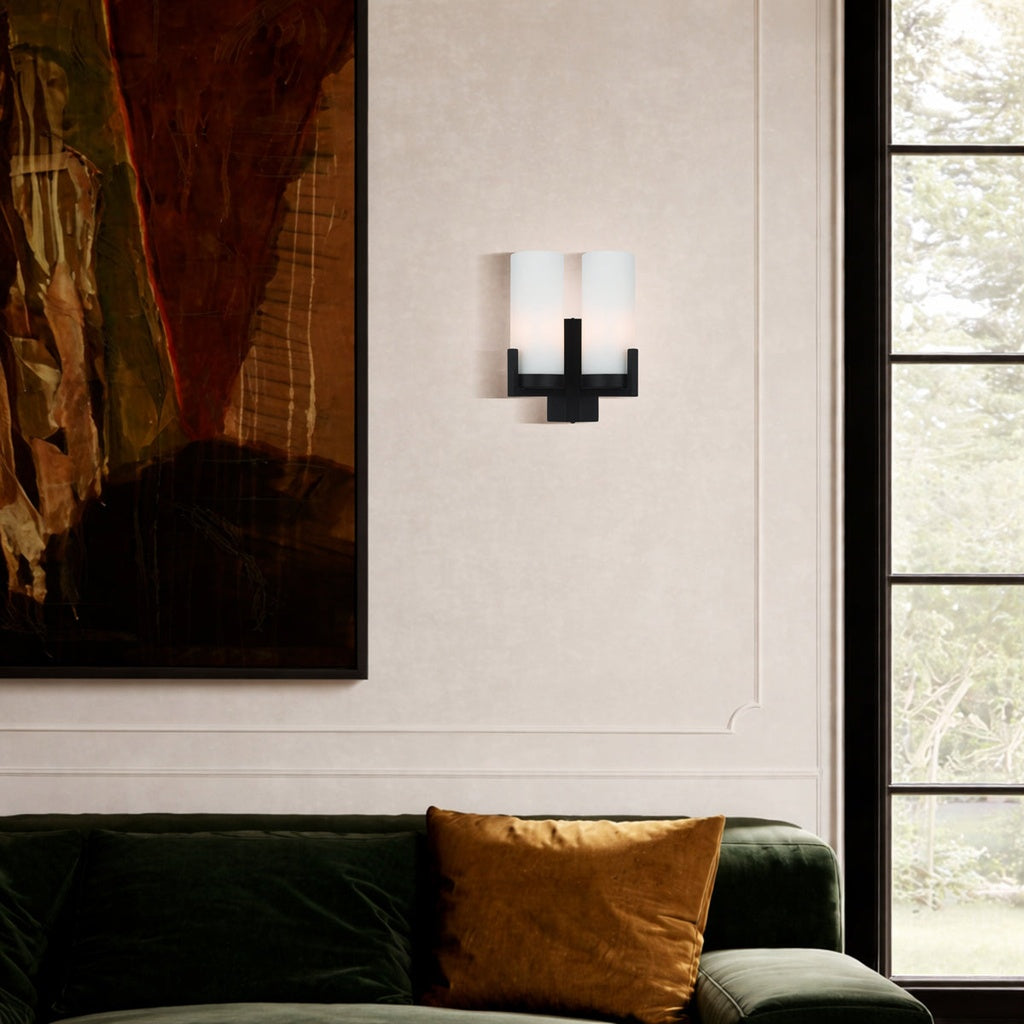 EAMON WALL LIGHT
