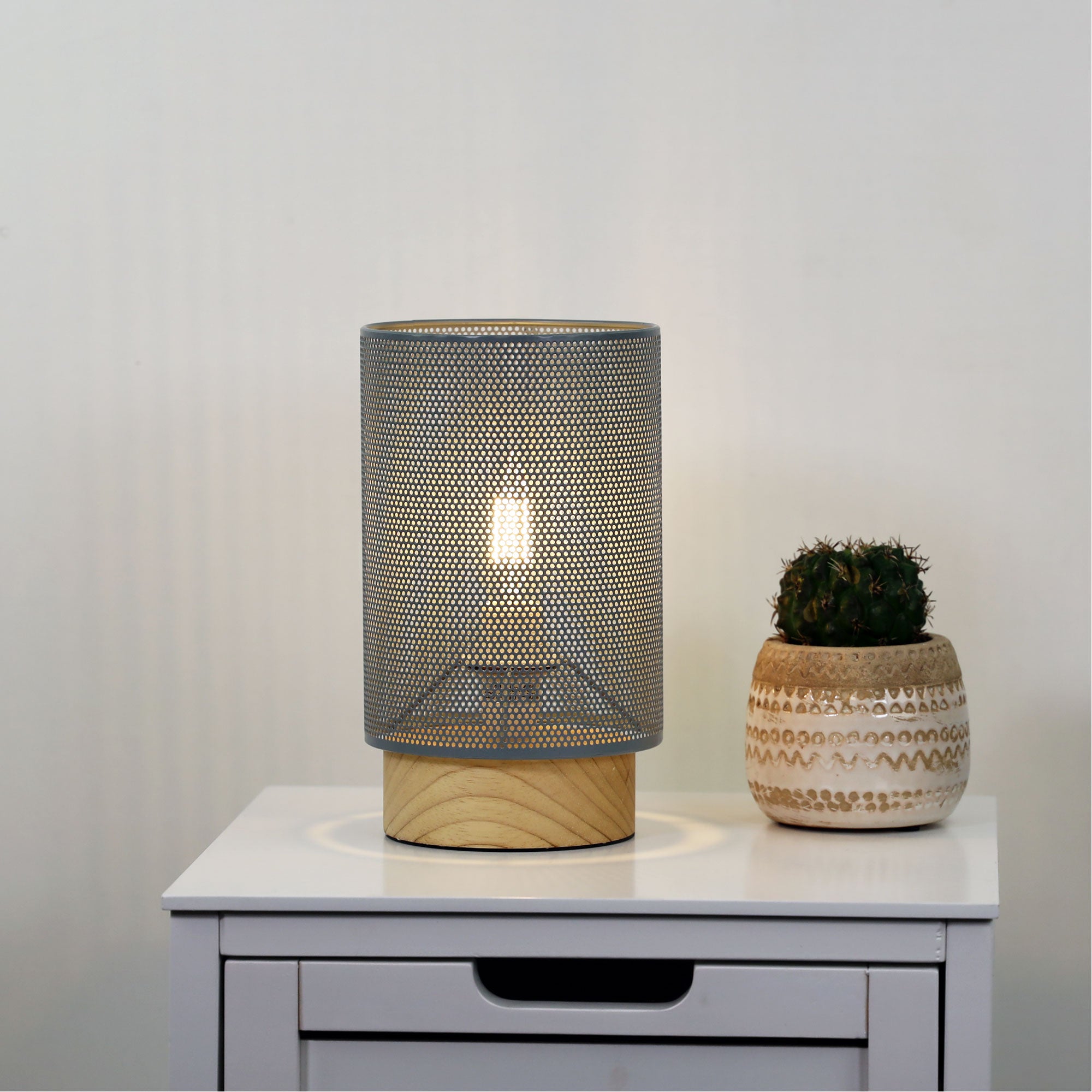 LENNY Bedside Table Lamp, Metal Mesh Shade (Grey)