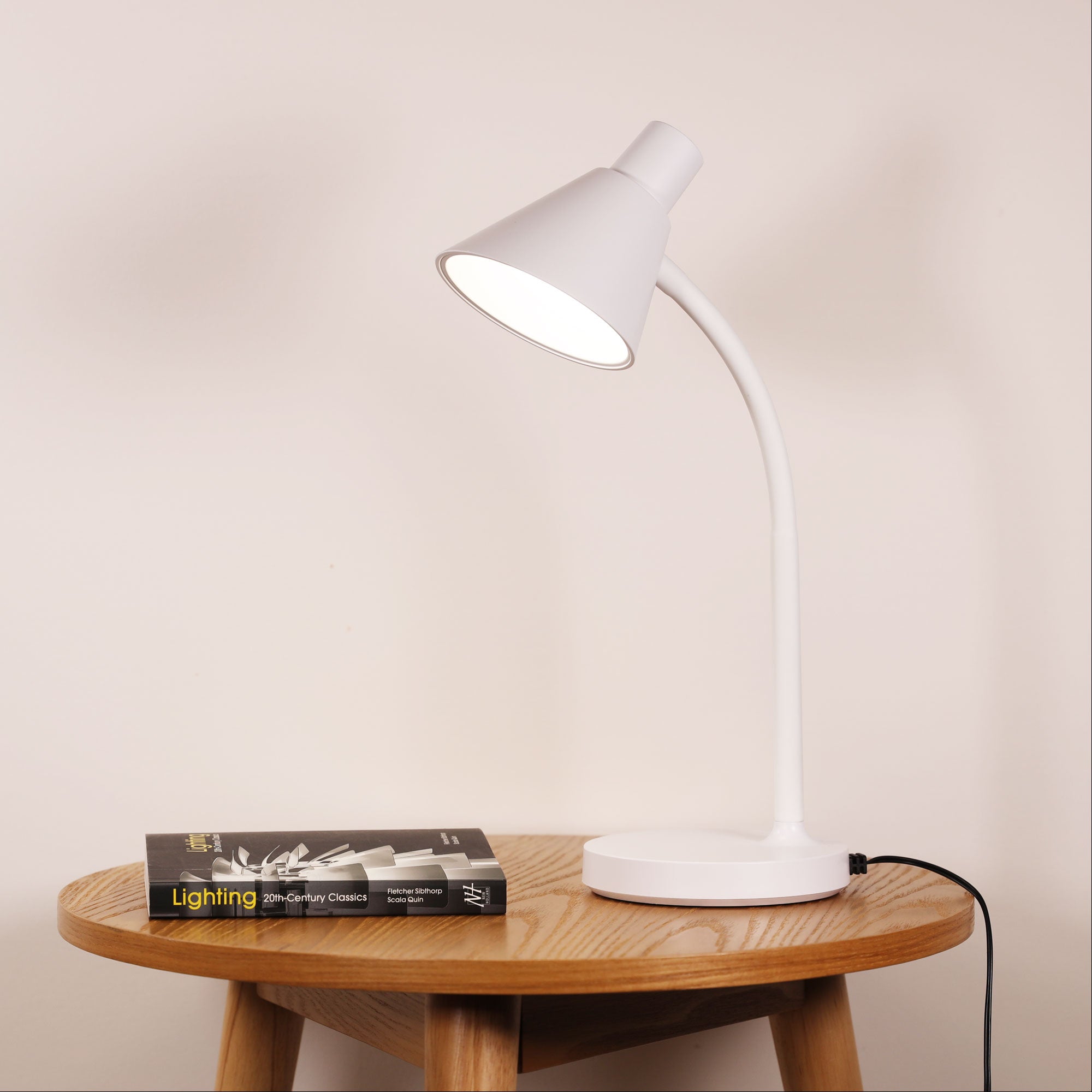 MACCA Desk Lamp lifestyle2