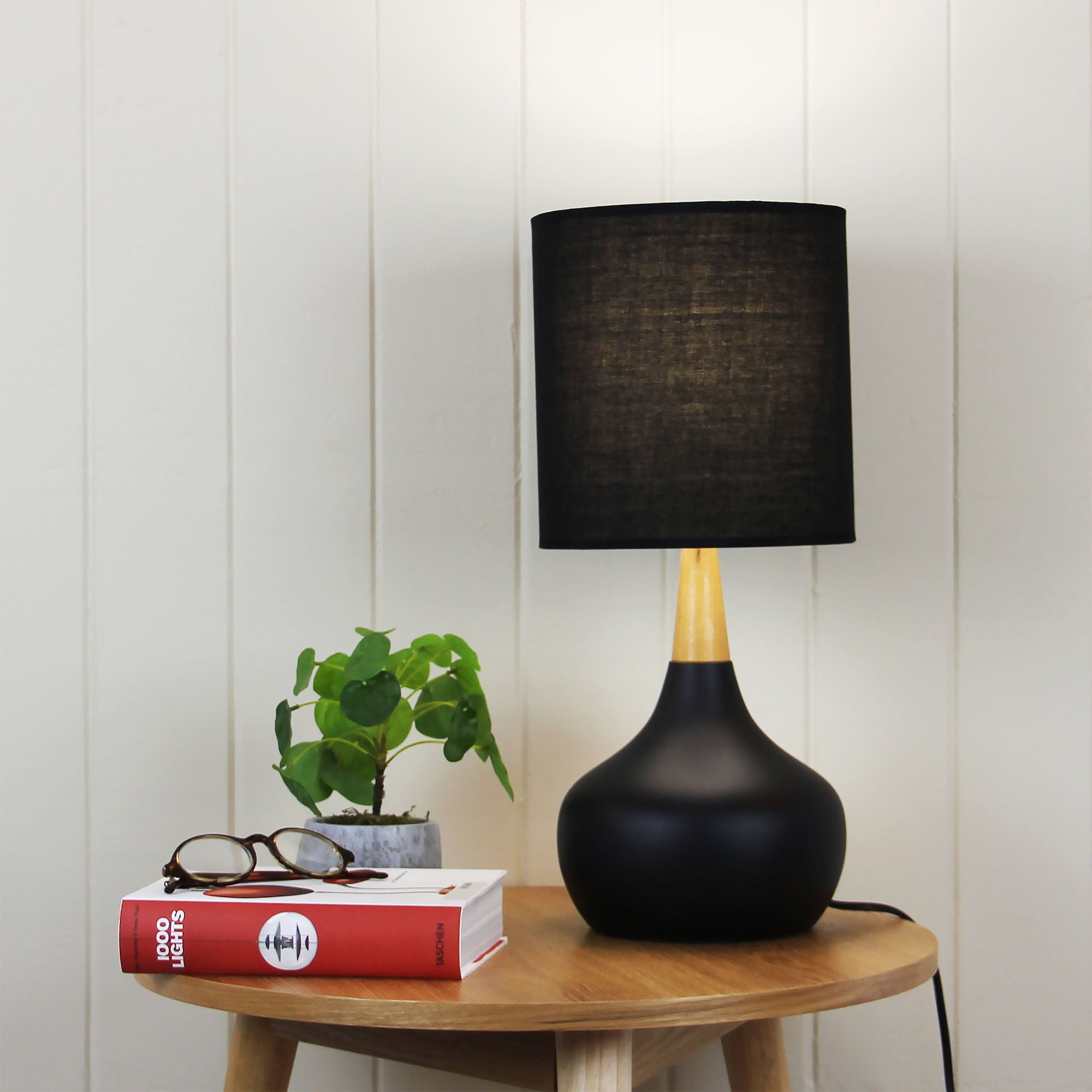 POD Touch Table Lamp lifestyle