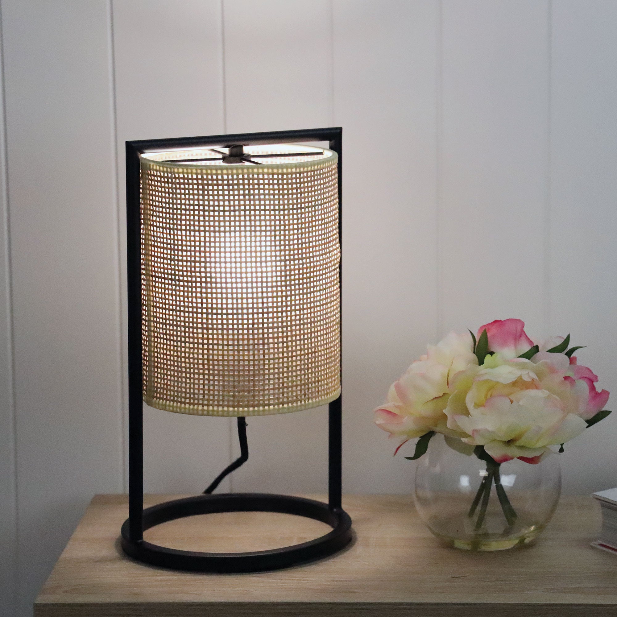 MANDALAY Table Lamp lifestyle