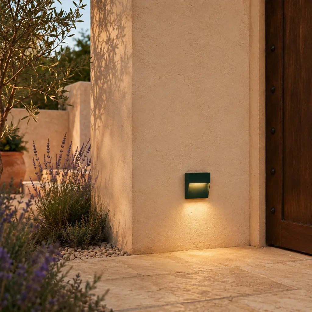 TERIN 24V EXTERIOR SQUARE WALL LIGHT