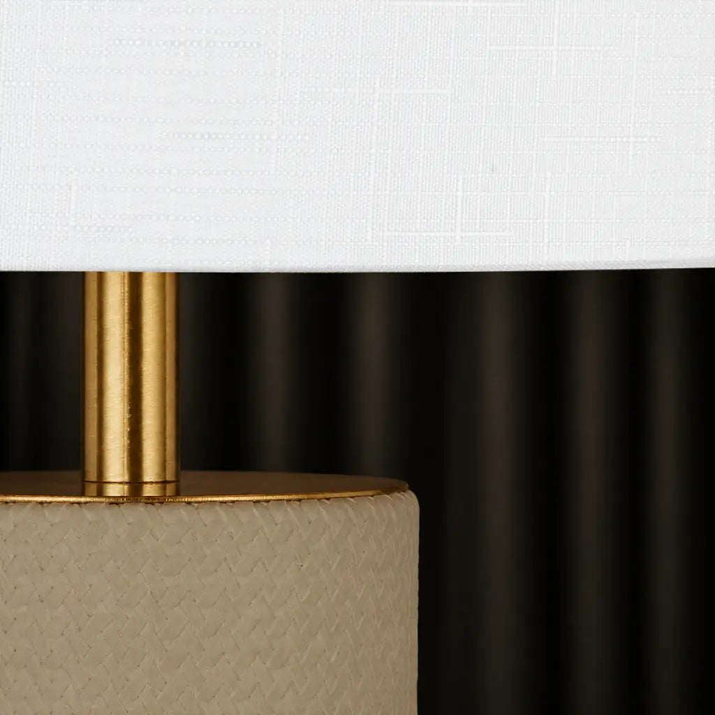 VALDA TABLE LAMP